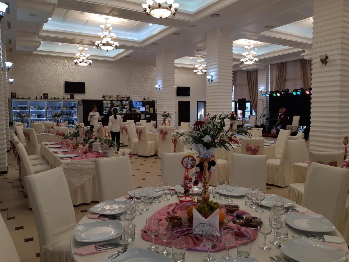 Hotel Ro&Mario Barlad Birlad Екстер'єр фото